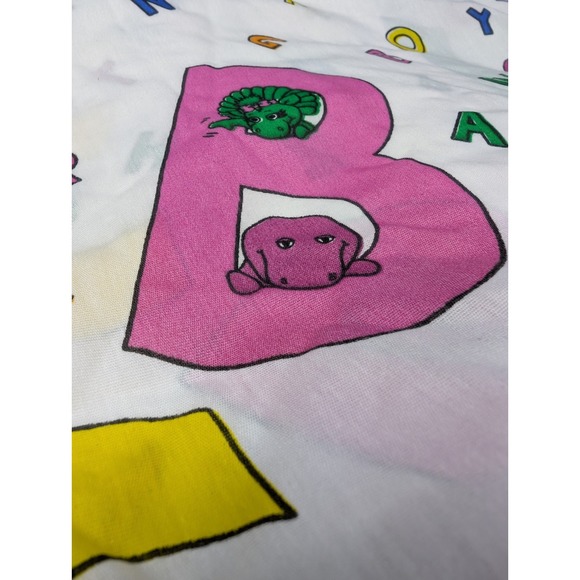 VINTAGE 1992 BARNEY THE PURPLE DINOSAUR TWIN BED SHEET - Picture 2 of 4